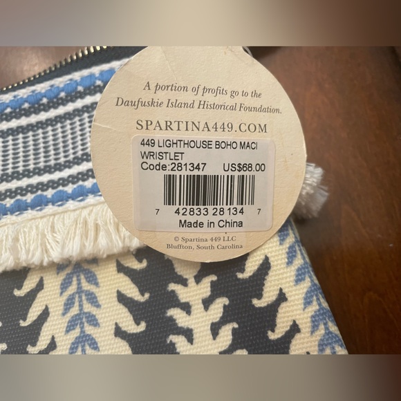 🔹Spartina 449 Navy and Cream Wristlet🔹 - Picture 2 of 2